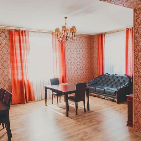 Family Hotel Daugavpils Exteriör bild